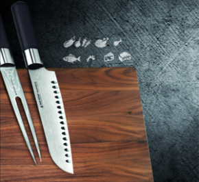 A user friendly and practical way to store your knives and keep them at hand is to use a knife block or a magnetic knife stand.